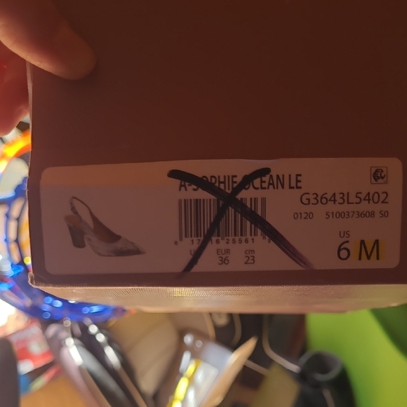 Women's Snakeskin Slingback Heels - Picture 4 of 4